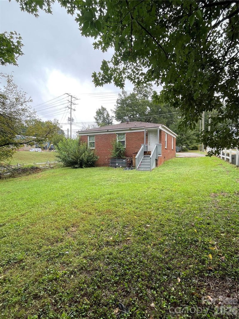 809 Norris Ave, Charlotte, NC 28206