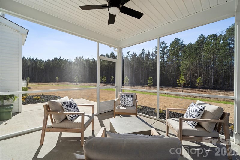 6521 Alanbrook Rd, Charlotte, NC 28215