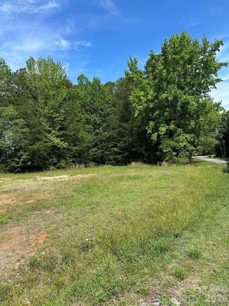 00 Dallas Cherryville Hw, Bessemer City, NC 28016