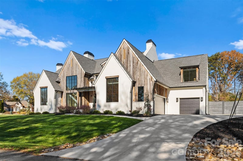 20218 Rainbow Cir, Cornelius, NC 28031