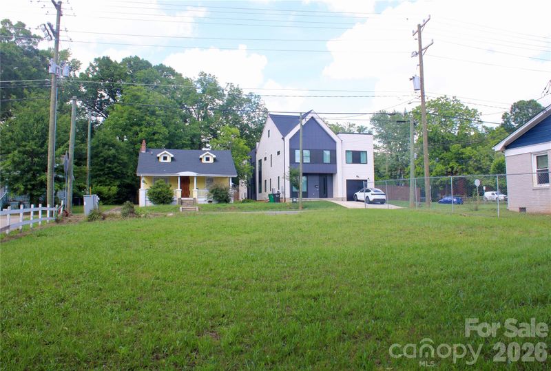805 Norris Ave, Charlotte, NC 28206