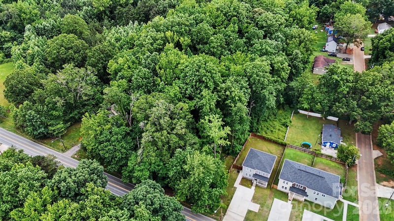 3511 W Sugar Creek Rd, Charlotte, NC 28269
