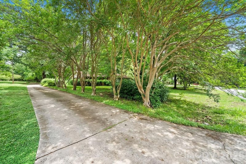 4014 Peggy Ln, Mint Hill, NC 28227