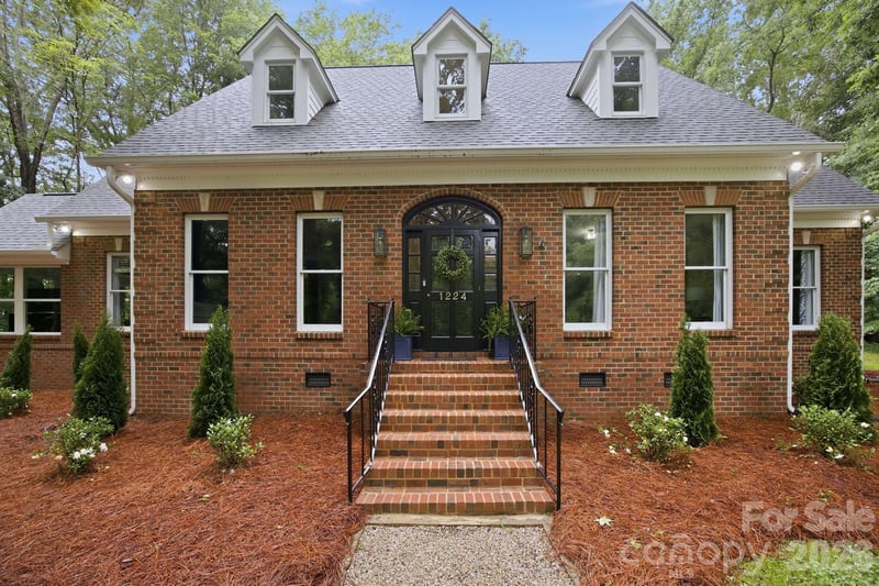 1224 Lago Vista Dr, Matthews, NC 28104
