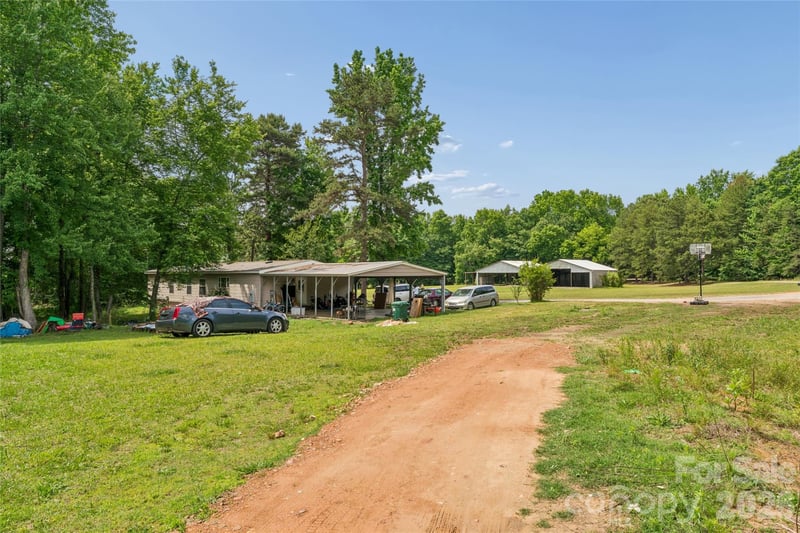 235 Misty Ln, Kannapolis, NC 28081