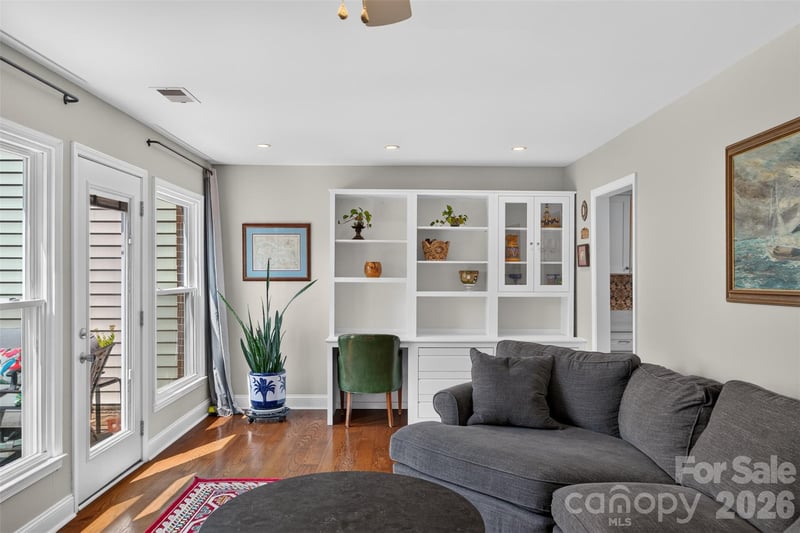 8333 Knights Bridge Rd, Charlotte, NC 28210