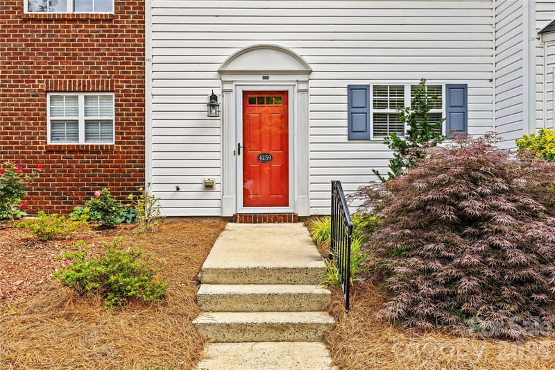 4259 Melrose Club Dr, Matthews, NC 28105