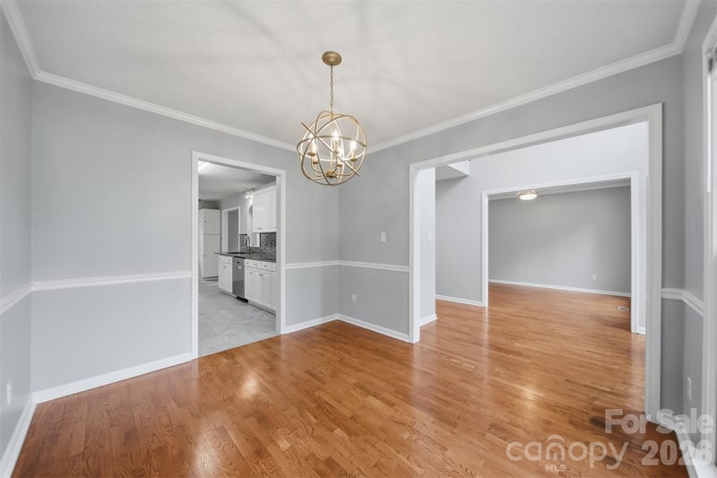 1737 9th Street Pl SE, Hickory, NC 28602