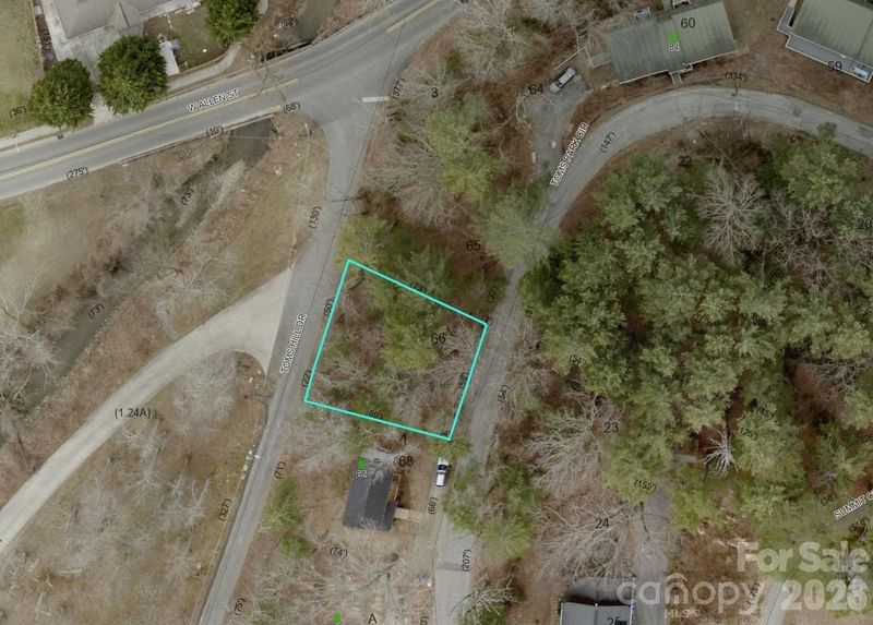 000 Toms Park Cir #66, Hendersonville, NC 28792