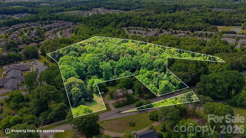 1321 Mecklenburg Hw, Mooresville, NC 28115