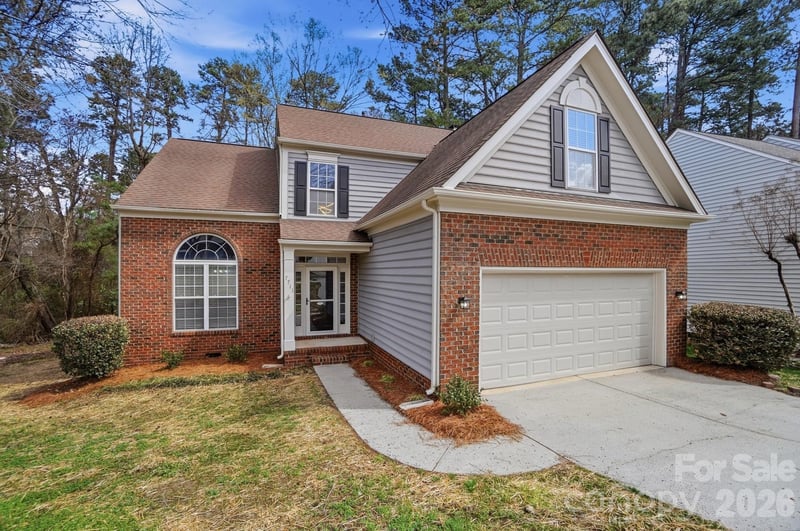 7711 Taymouth Ln, Charlotte, NC 28269