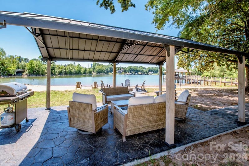 131 S Gibbs Rd, Mooresville, NC 28117