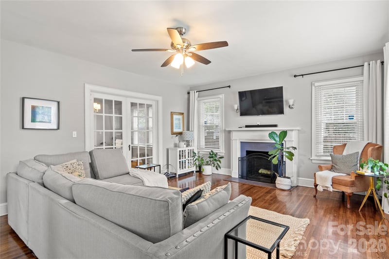 2308 Carmine St, Charlotte, NC 28206