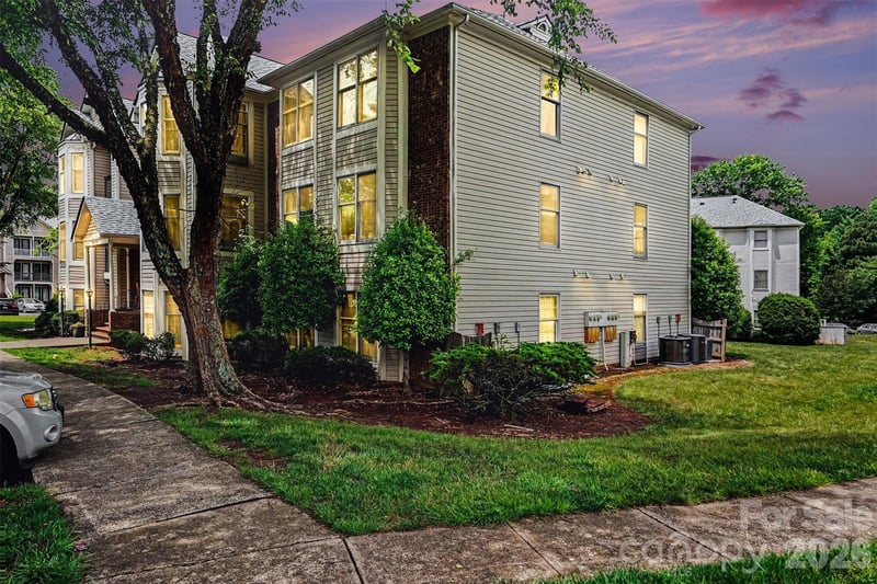 6223 Rosecroft Dr #3, Charlotte, NC 28215