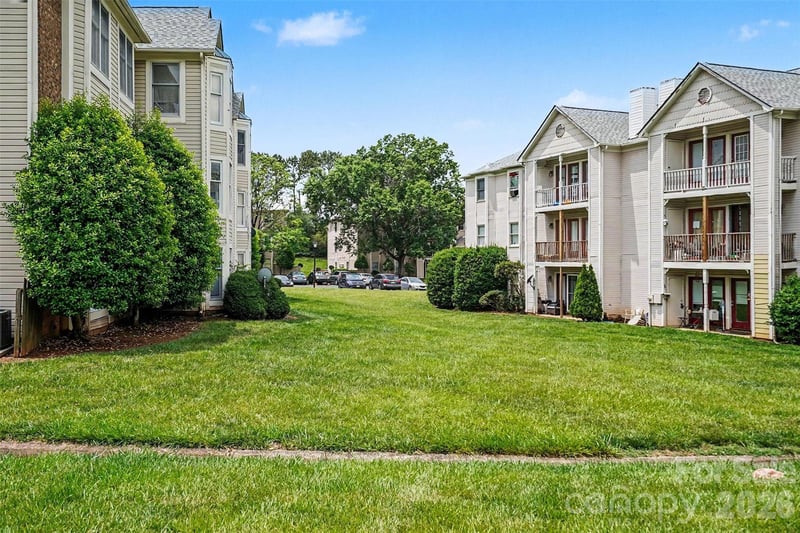 6223 Rosecroft Dr #3, Charlotte, NC 28215
