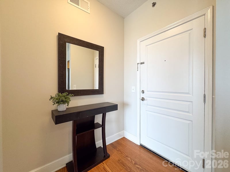 1315 East Blvd #814, Charlotte, NC 28203