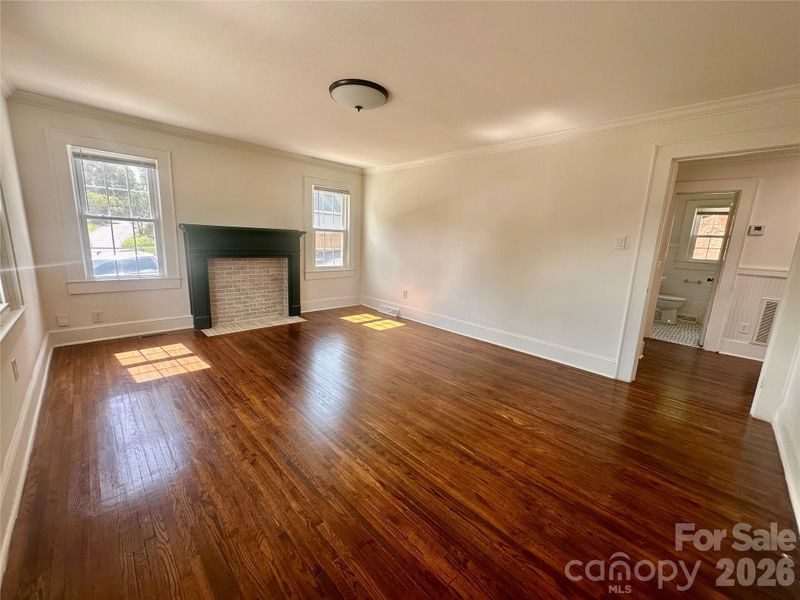 102 Lincoln St, Belmont, NC 28012