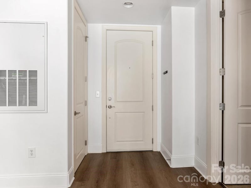 4625 Piedmont Row Dr #408, Charlotte, NC 28210