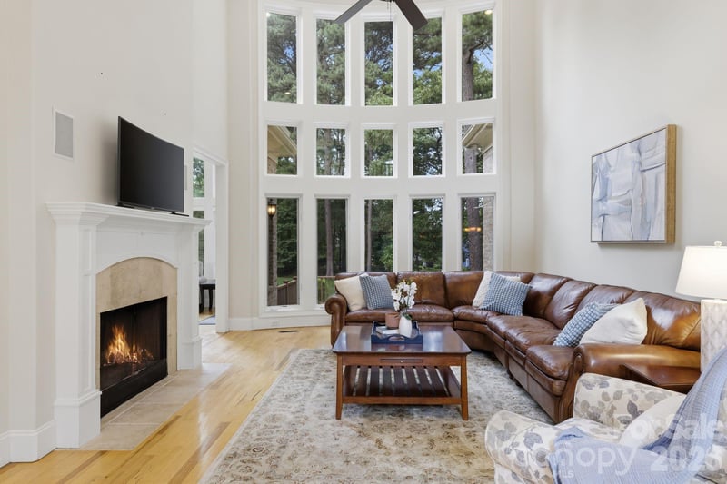 2420 Crofte Dr, Sherrills Ford, NC 28673