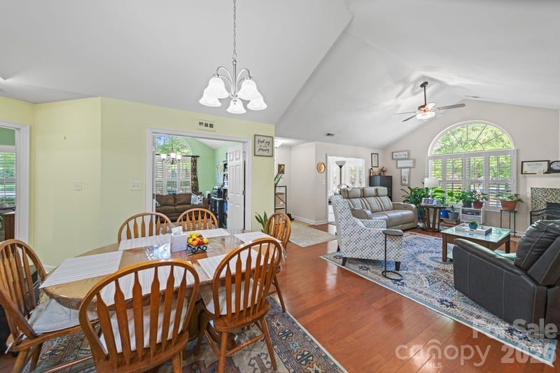 5418 Prosperity View Dr, Charlotte, NC 28269