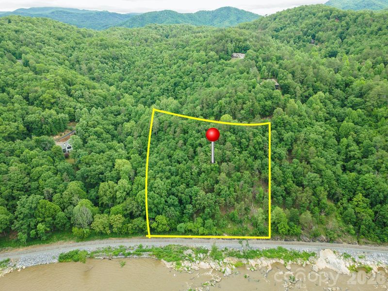 2391 French Broad Pw #34, Marshall, NC 28753