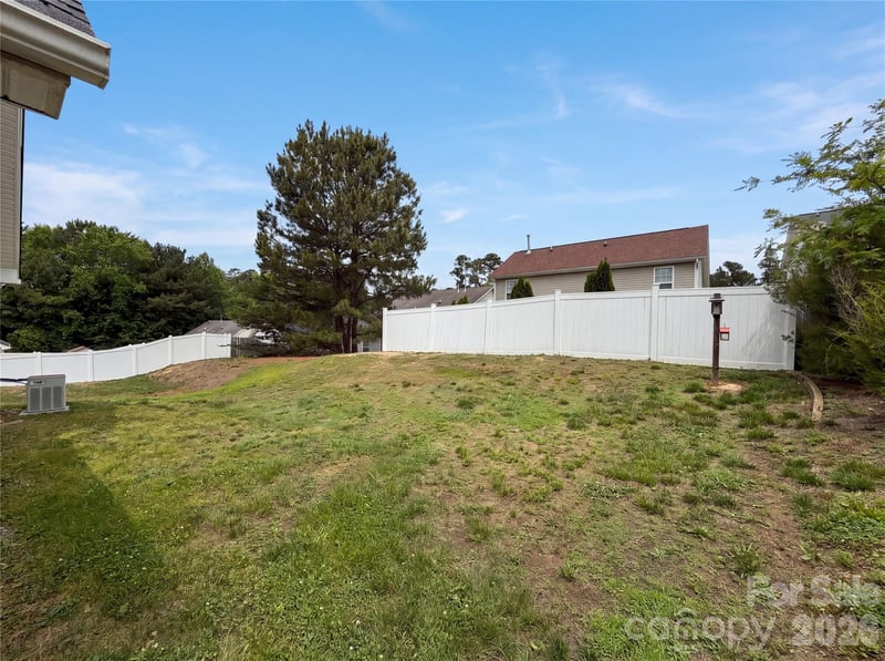 1841 Mission Oaks St, Kannapolis, NC 28083