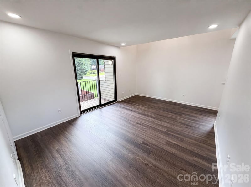1625 Merry Oaks Rd #D, Charlotte, NC 28205