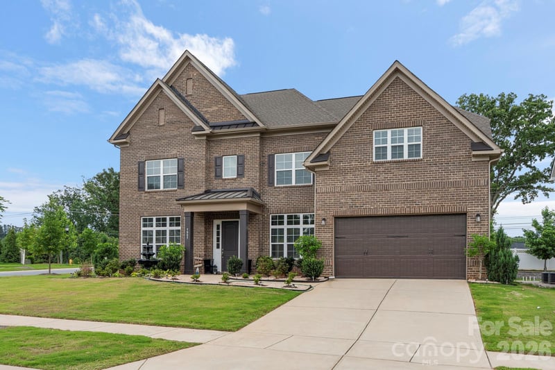 5005 Alexander Manor Dr, Charlotte, NC 28270