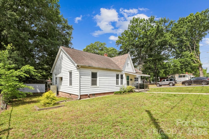 1010 Desoto Ave, Kannapolis, NC 28083