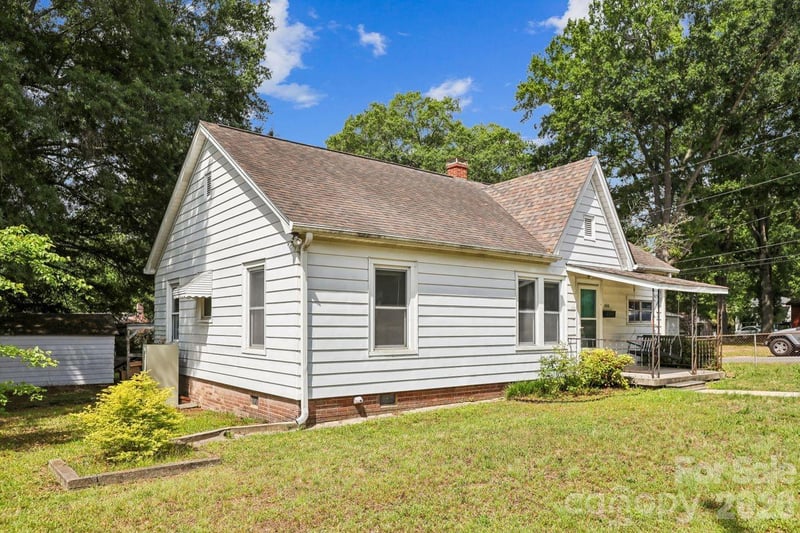 1010 Desoto Ave, Kannapolis, NC 28083