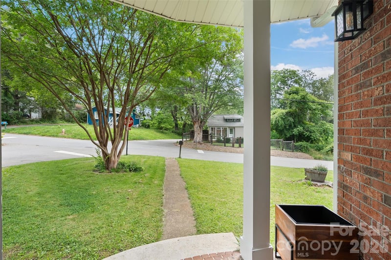 155 Michigan Ave, Asheville, NC 28806