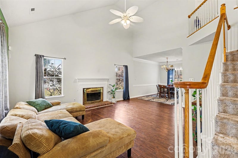 11232 Laurel View Dr, Charlotte, NC 28273