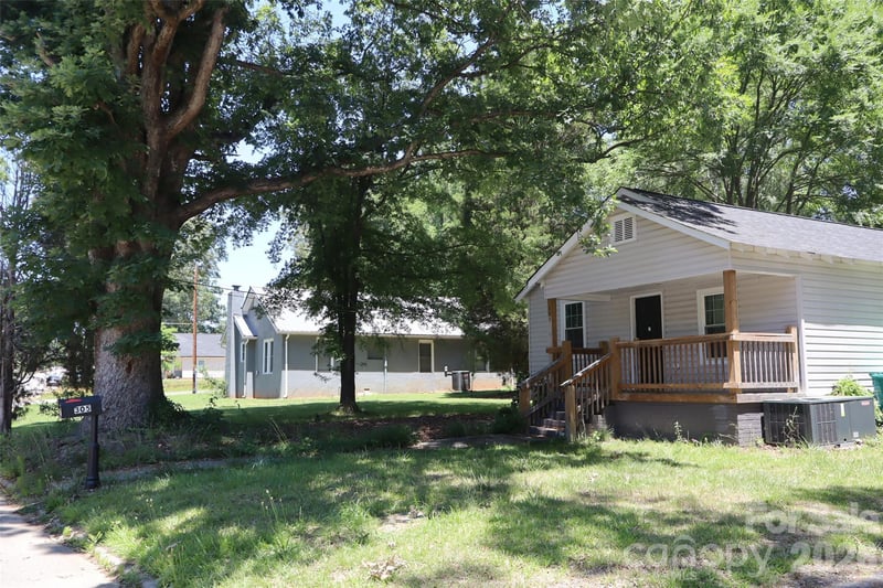 305 E Division Ave, Salisbury, NC 28144