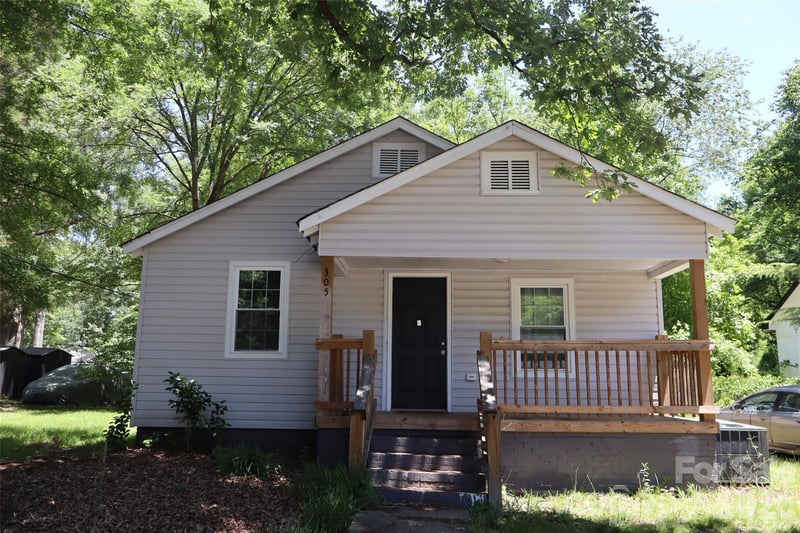 305 E Division Ave, Salisbury, NC 28144