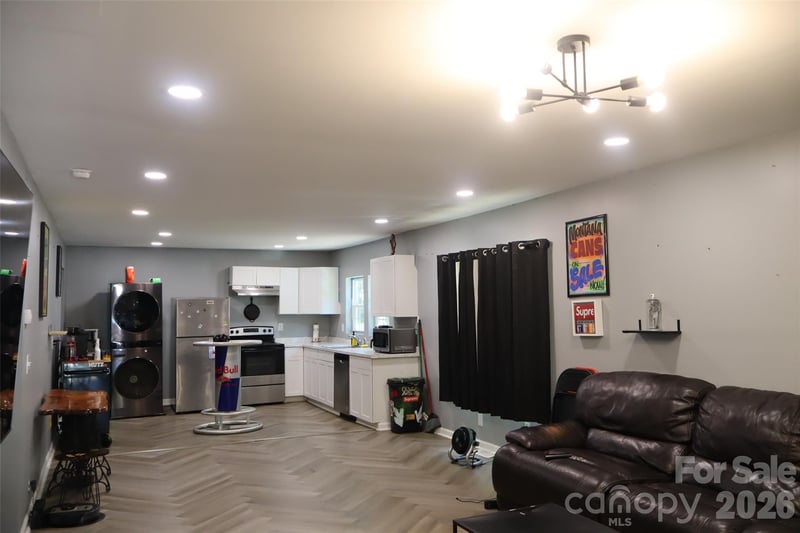 305 E Division Ave, Salisbury, NC 28144