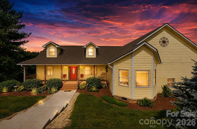 409 Tall Timbers Ln, Waynesville, NC 28785