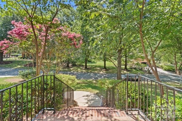 2328 Howerton Ct, Charlotte, NC 28270