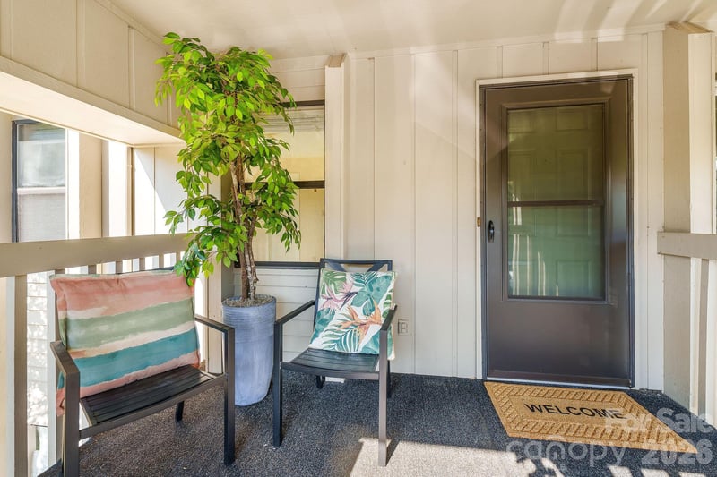 2604 Vineyard Blvd, Asheville, NC 28805