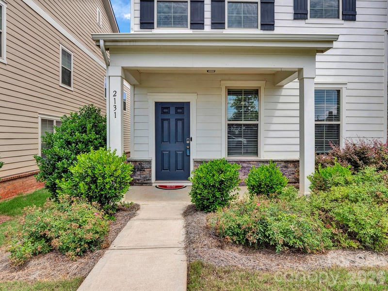 2131 Stevens Mill Rd, Matthews, NC 28104