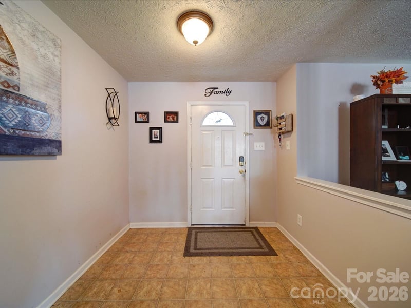 3841 Shasta Cir, Clover, SC 29710