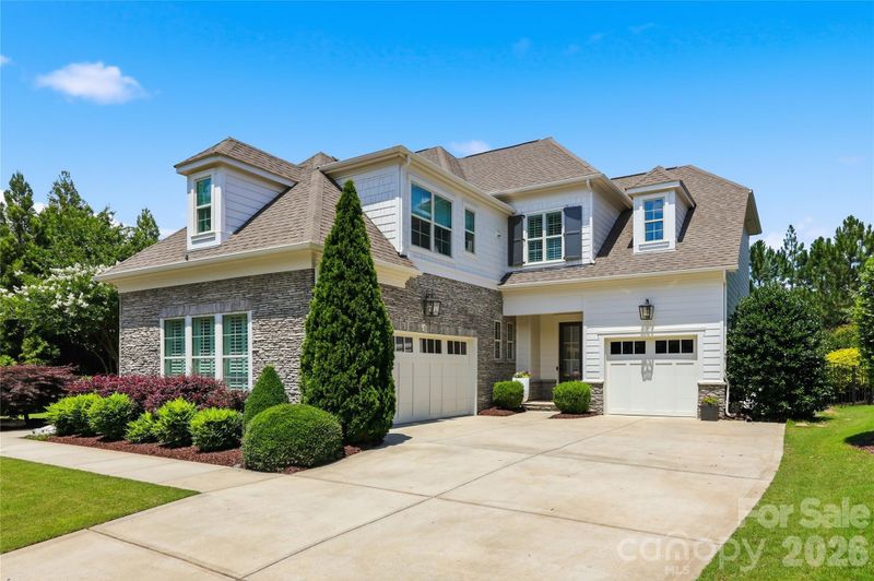 2082 Tatton Hall Rd, Fort Mill, SC 29715