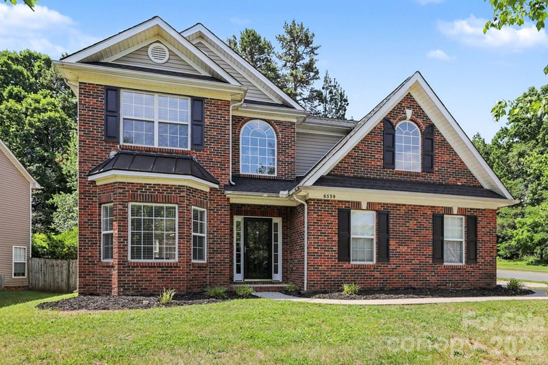 8539 Suttonview Dr, Charlotte, NC 28269