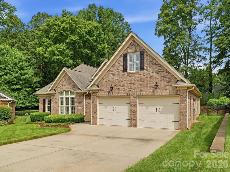 2106 Brookberry Ln, Gastonia, NC 28056