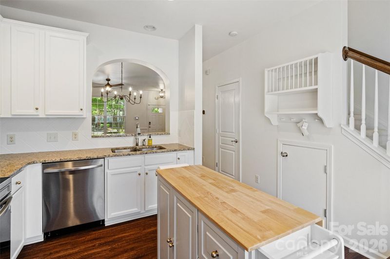 416 River Park Rd, Belmont, NC 28012