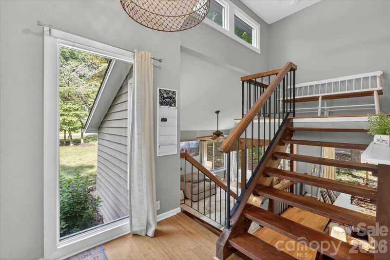 7611 Robin Crest Rd, Charlotte, NC 28226