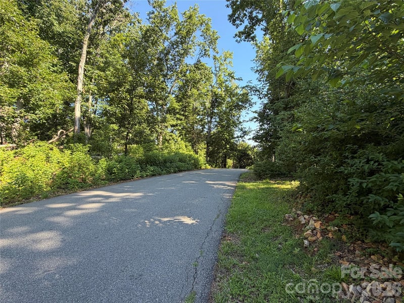 4001 Brookwood Rd, Charlotte, NC 28215