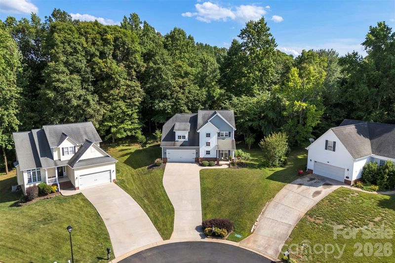 6008 River Garden Ct, Lowell, NC 28098