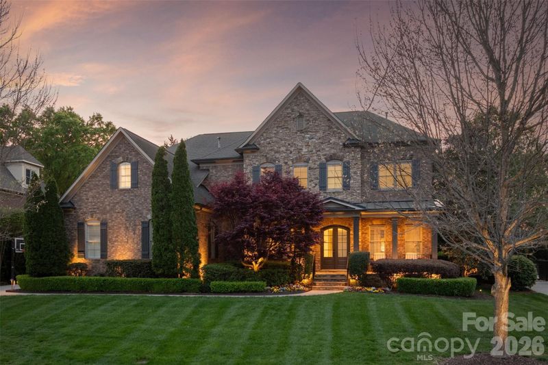 402 Montrose Dr, Waxhaw, NC 28173