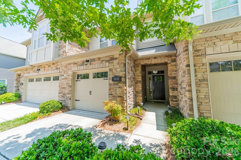 5636 Stonewells Dr, Charlotte, NC 28278
