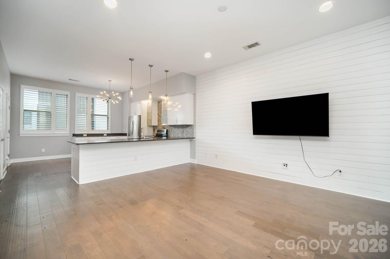 2006 Hawkins St, Charlotte, NC 28203